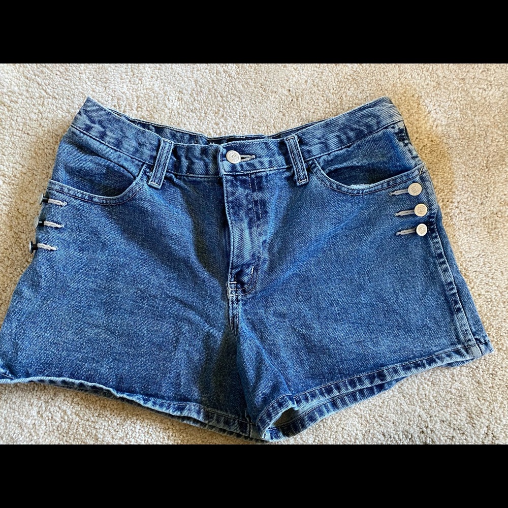 Lei Shorts excellent condition